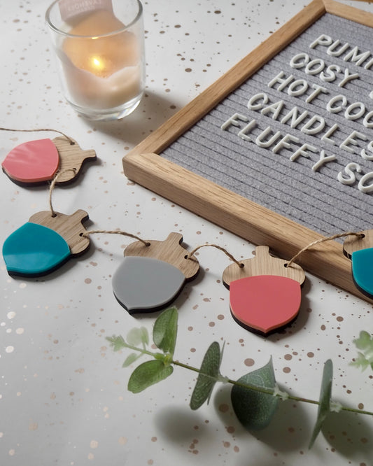 Acorn Garland